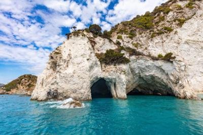 Marathonisi & Keri Caves Tour tsilivi boat rentals