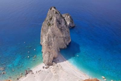 Marathonisi & Keri Caves Tour tsilivi boat rentals