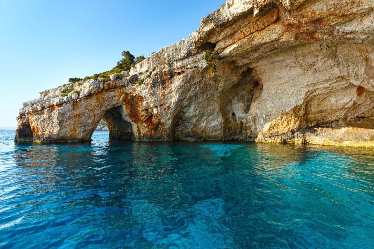 shipwreck blue caves zakynthos cruise tsilivi boat rentals